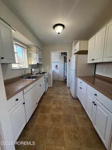 $2,800 | 8 View Drive, Brick, NJ 08723