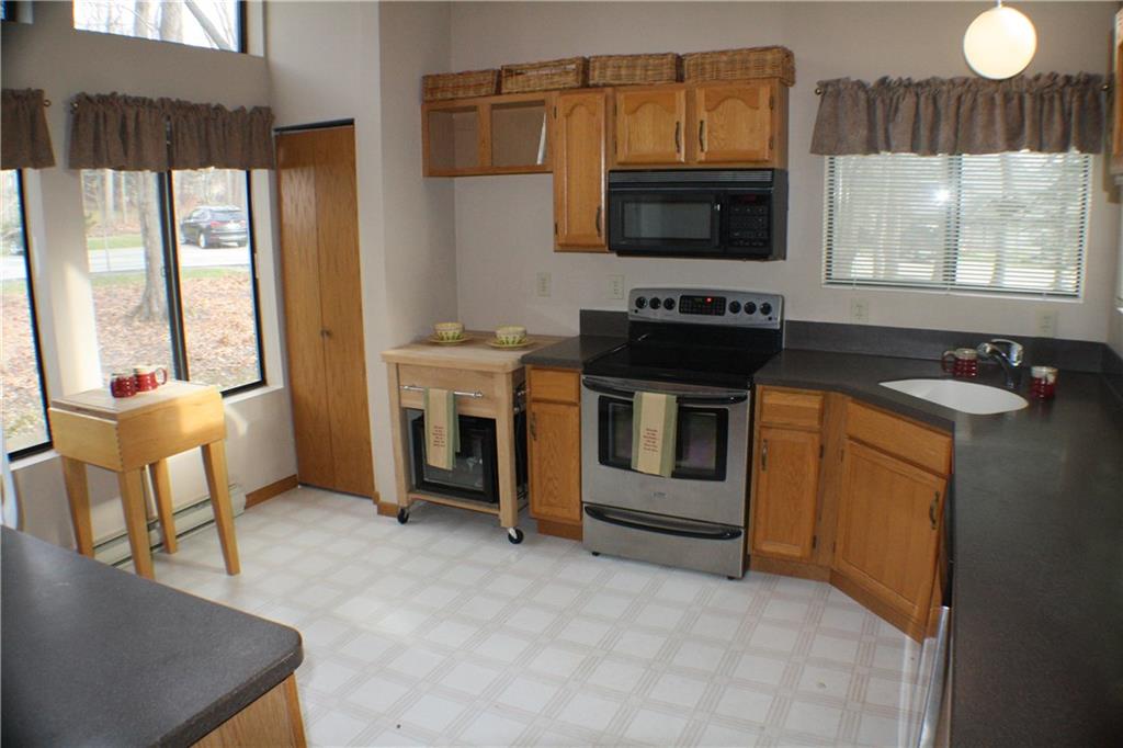1964 South Ridge Way Hidden Valley, PA 15502 - Photo 12 of 25 Gallery Image 12
