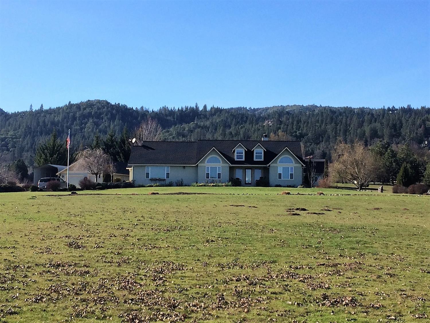 993 Old Stage Road Central Point, OR 97502 - Photo 2 of 23 Additional Photo