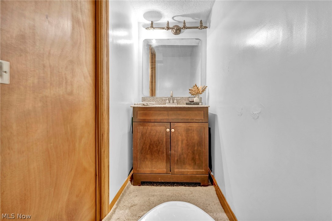 3328 Avis Road Akron, OH 44312 - Photo 23 of 28