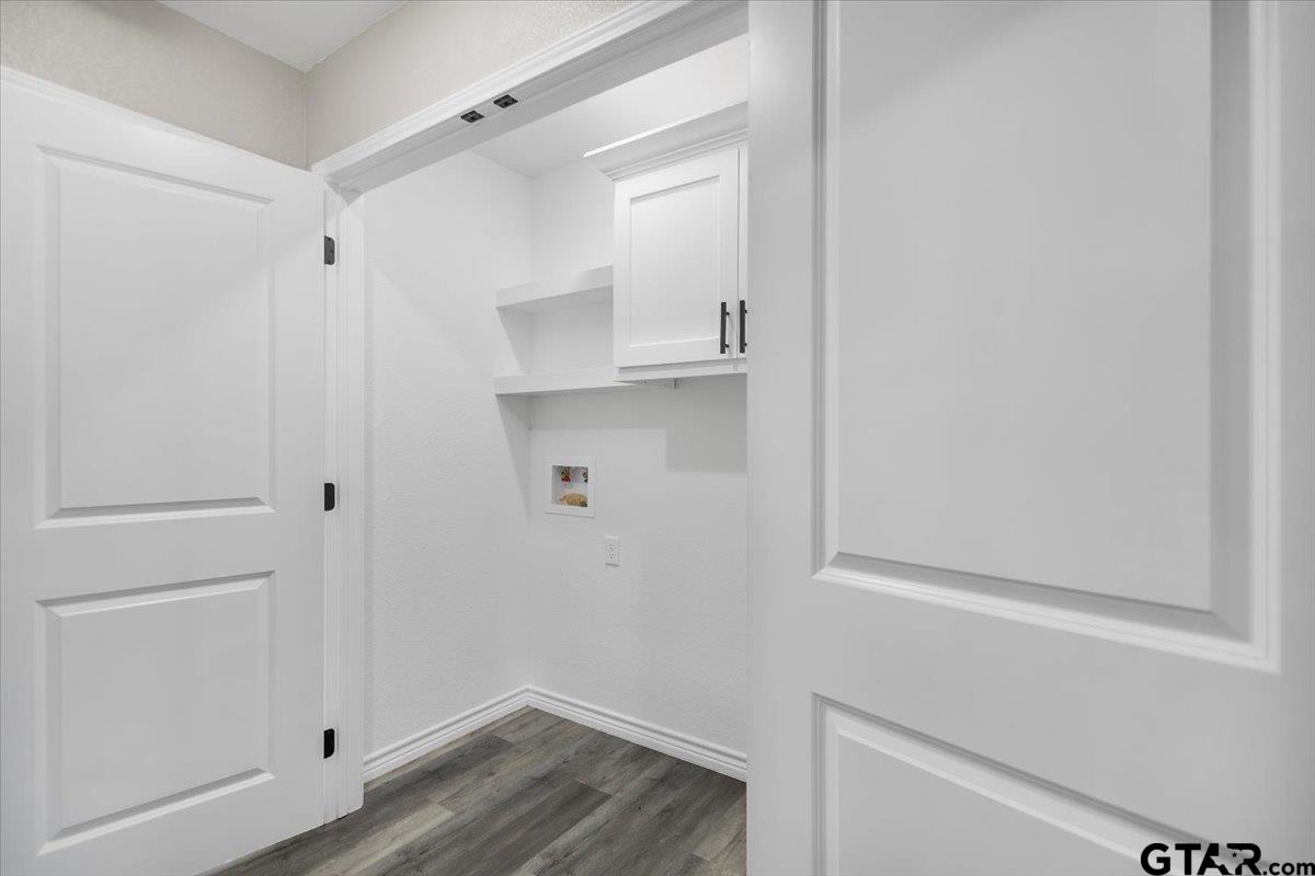 1607 North Ross Avenue Tyler, TX 75702 - Photo 24 of 39 a view of utility room