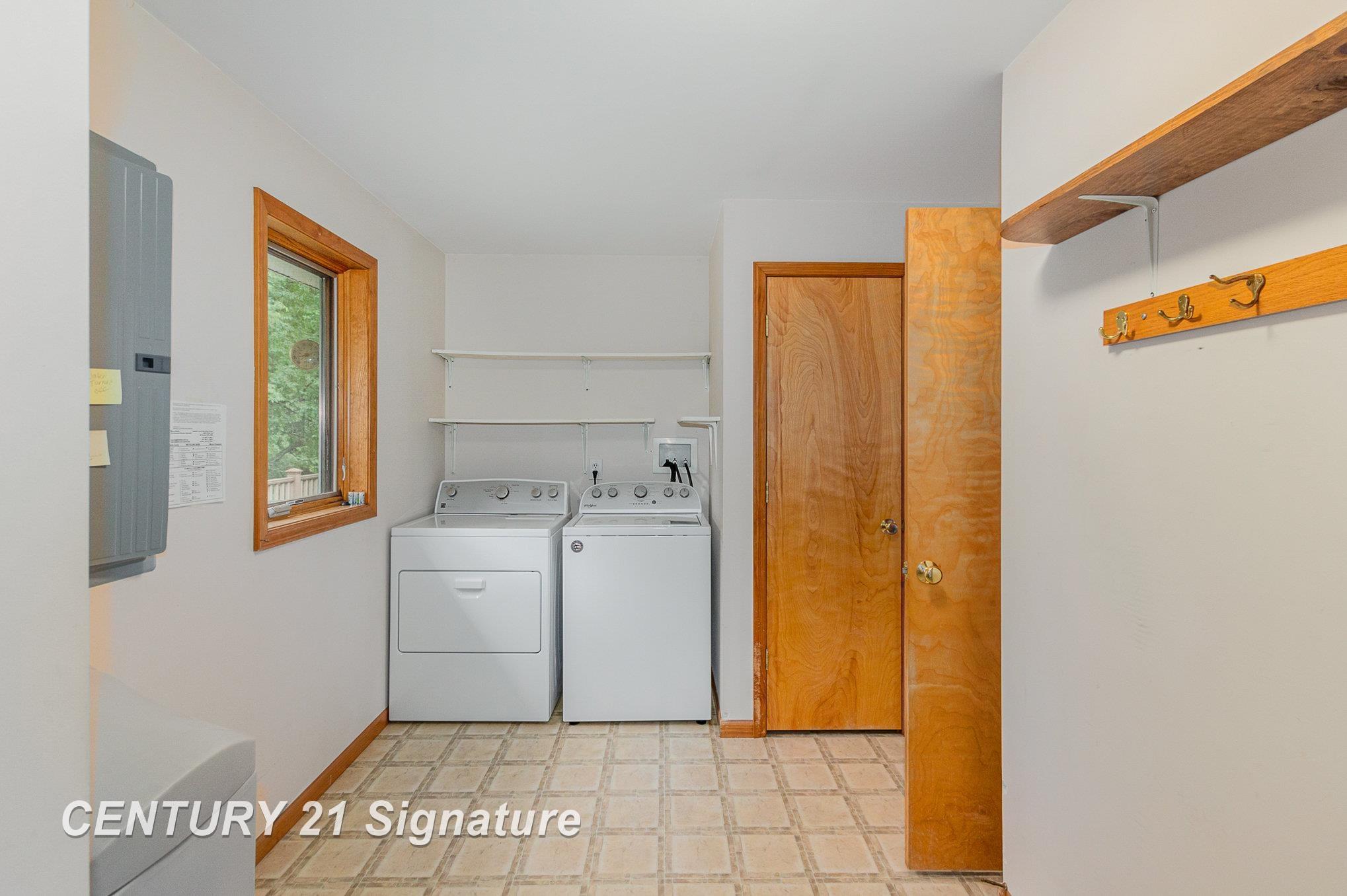 1903 South Rolland Road Remus, MI 49340 - Photo 14 of 34