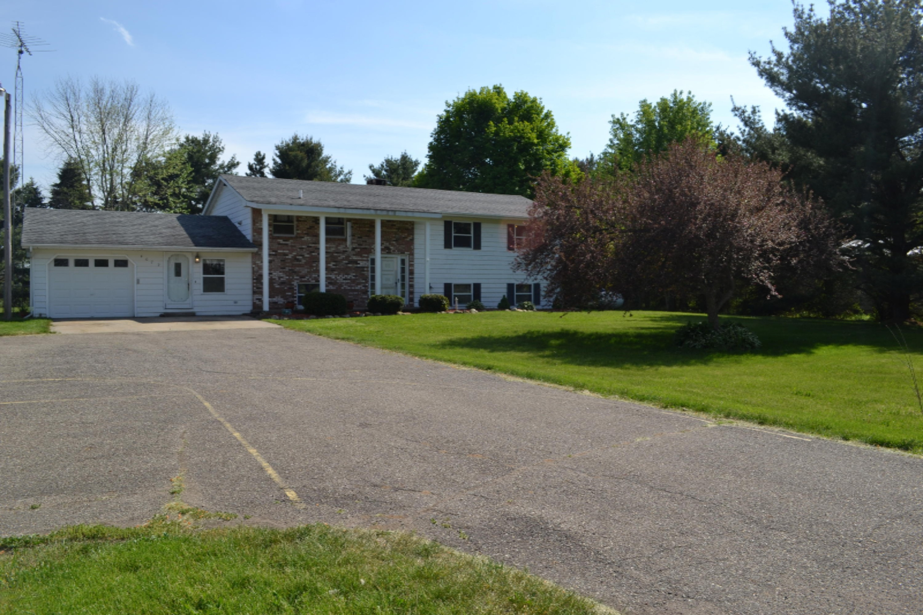 4079 West Hickory Road Hickory Corners, MI 49060 - Photo 37 of 41 052