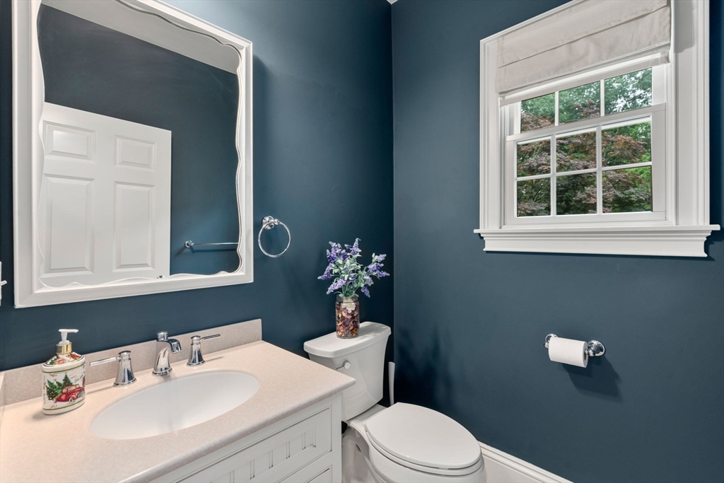 42 Tamarack Road Westwood, MA 02090 - Photo 20 of 40 Gallery Image 20