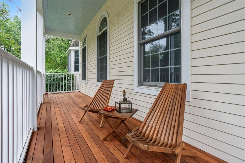 42 Tamarack Road Westwood, MA 02090 - Photo 4 of 40 Gallery Image 4