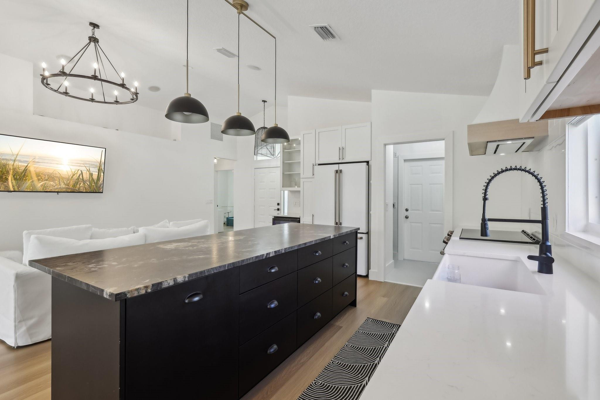 6254 Lucerne Street Jupiter, FL 33458 - Photo 11 of 30 Photo 11