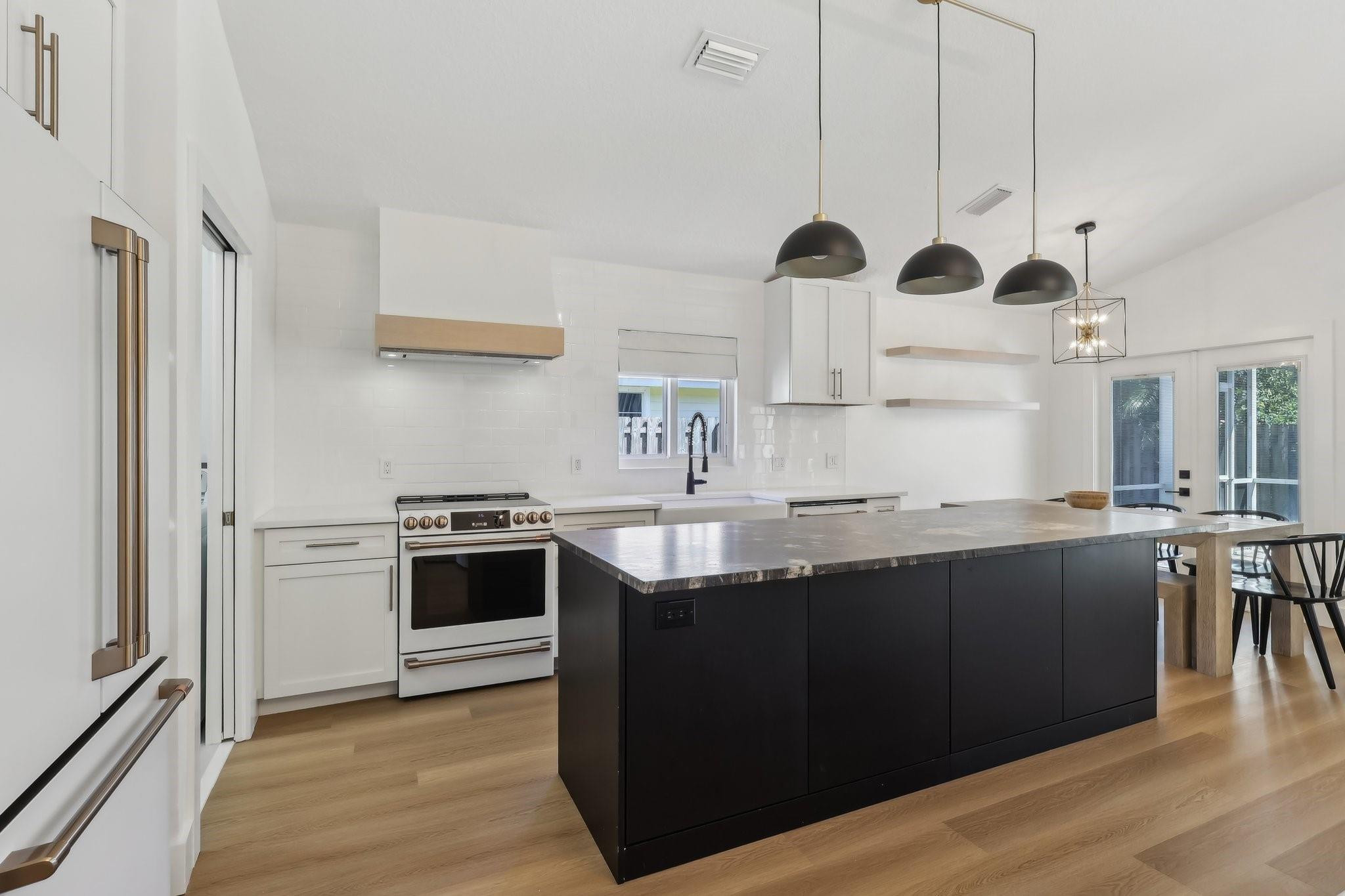 6254 Lucerne Street Jupiter, FL 33458 - Photo 4 of 30 Photo 4