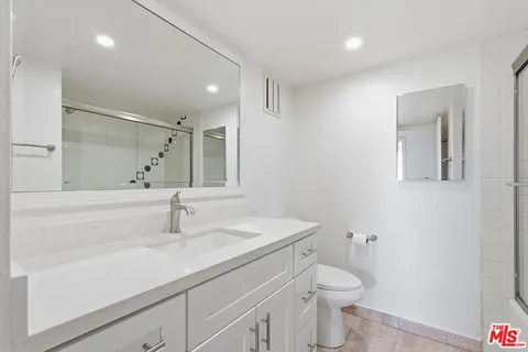 $4,500 | 10535 Wilshire Boulevard, Unit 1601, Los Angeles, CA 90024