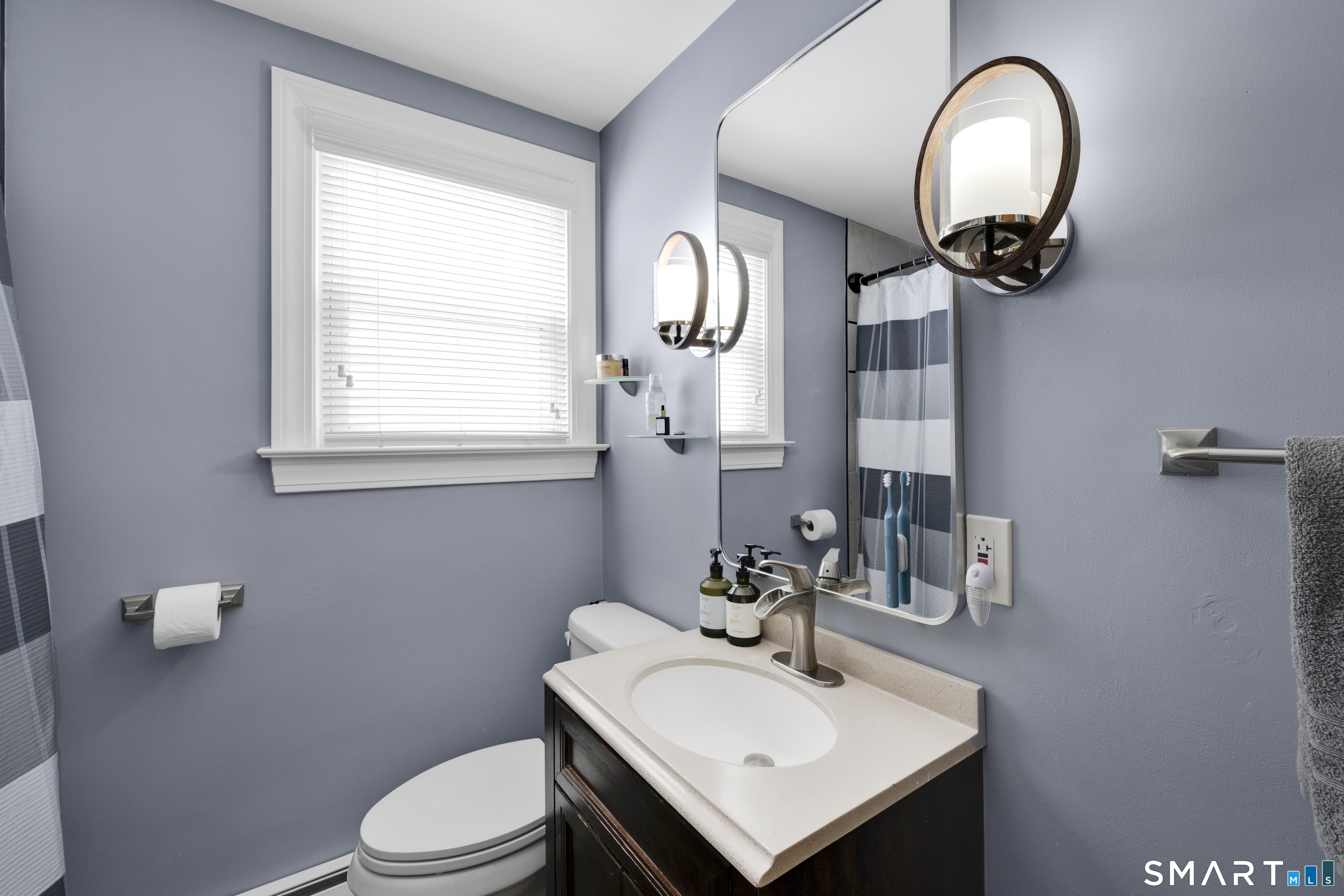 38 Vernon Road Enfield, CT 06082 - Photo 18 of 45