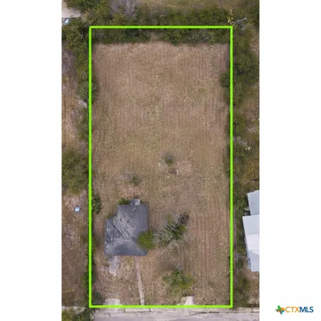 $119,900 | 418 West Seideman Street, Seguin, TX 78155