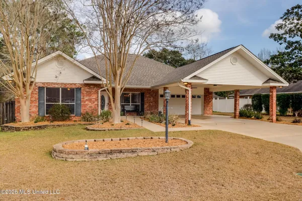 $374,900 | 6423 Iona Street, Diamondhead, MS 39525