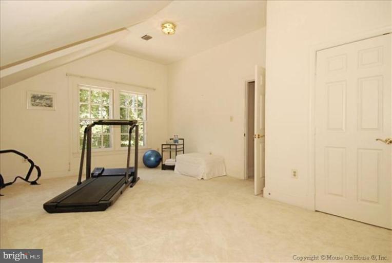 11251 Center Harbor Road Reston, VA 20194 - Photo 18 of 30 Bonus Room on Upper Level