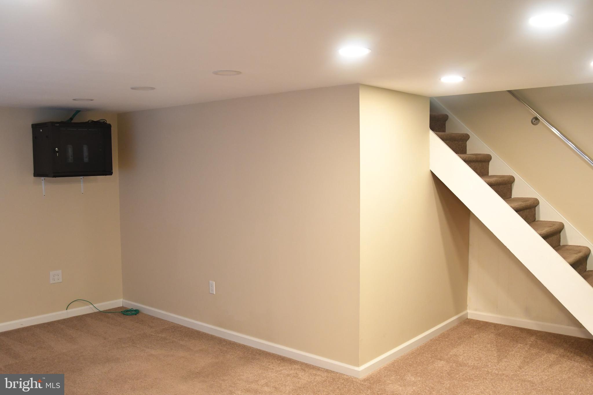 12407 Wyndom Road Philadelphia, PA 19154 - Photo 28 of 36 Gallery Image 28