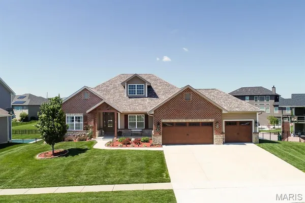 $660,000 | 1305 Timber Ridge Trace Drive, O'Fallon, IL 62269