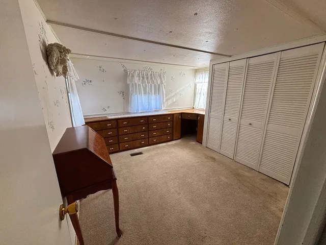 $169,900 | 286 Newbury Street, Unit 52, Peabody, MA 01960