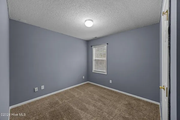 $235,000 | 207 Attmore Drive, New Bern, NC 28560