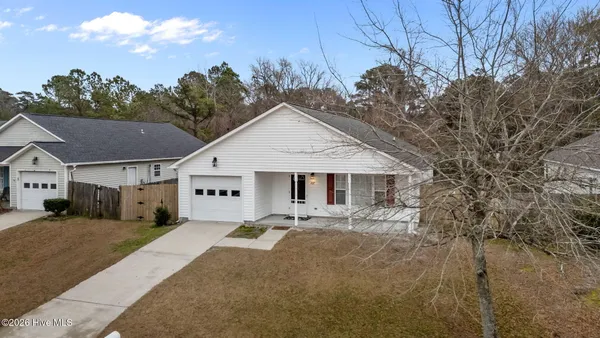 $235,000 | 207 Attmore Drive, New Bern, NC 28560