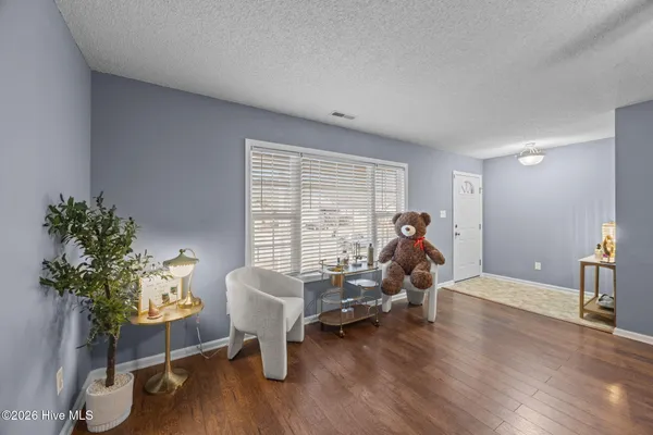 $235,000 | 207 Attmore Drive, New Bern, NC 28560