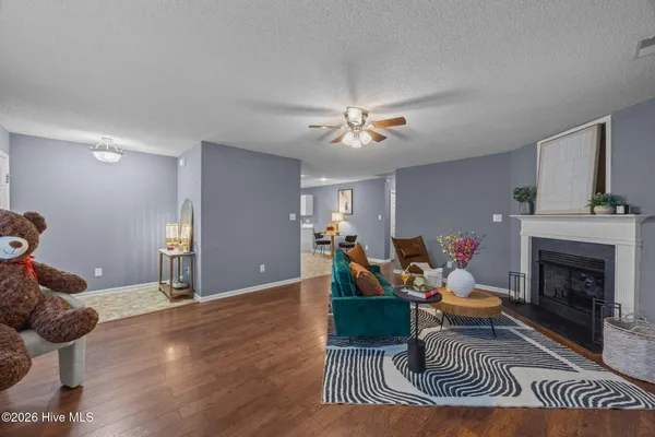 $235,000 | 207 Attmore Drive, New Bern, NC 28560