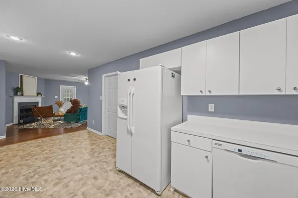 $235,000 | 207 Attmore Drive, New Bern, NC 28560