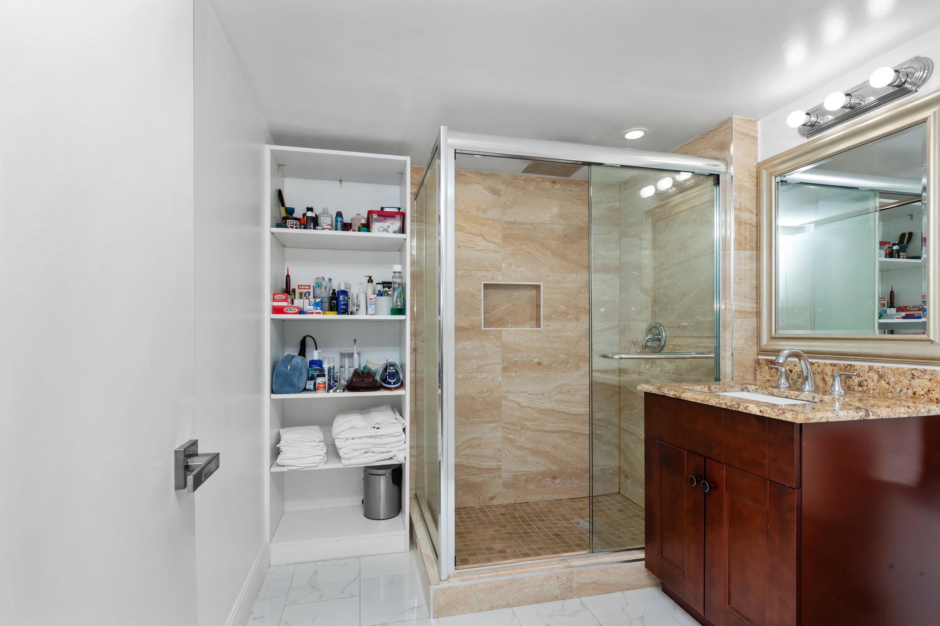 9780 Marina Boulevard, Unit 421 Boca Raton, FL 33428 - Photo 24 of 40 1I6A9309