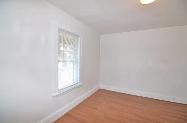$2,300 | 116 Phillips Street, Unit 2R, Quincy, MA 02170