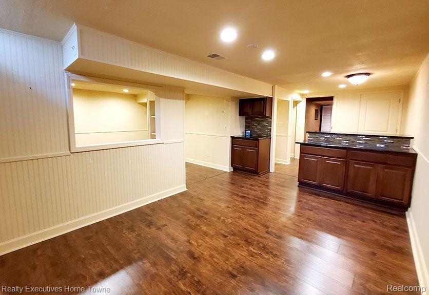 32509 Ridgefield Avenue Warren, MI 48088 - Photo 26 of 41 Gallery Image 26