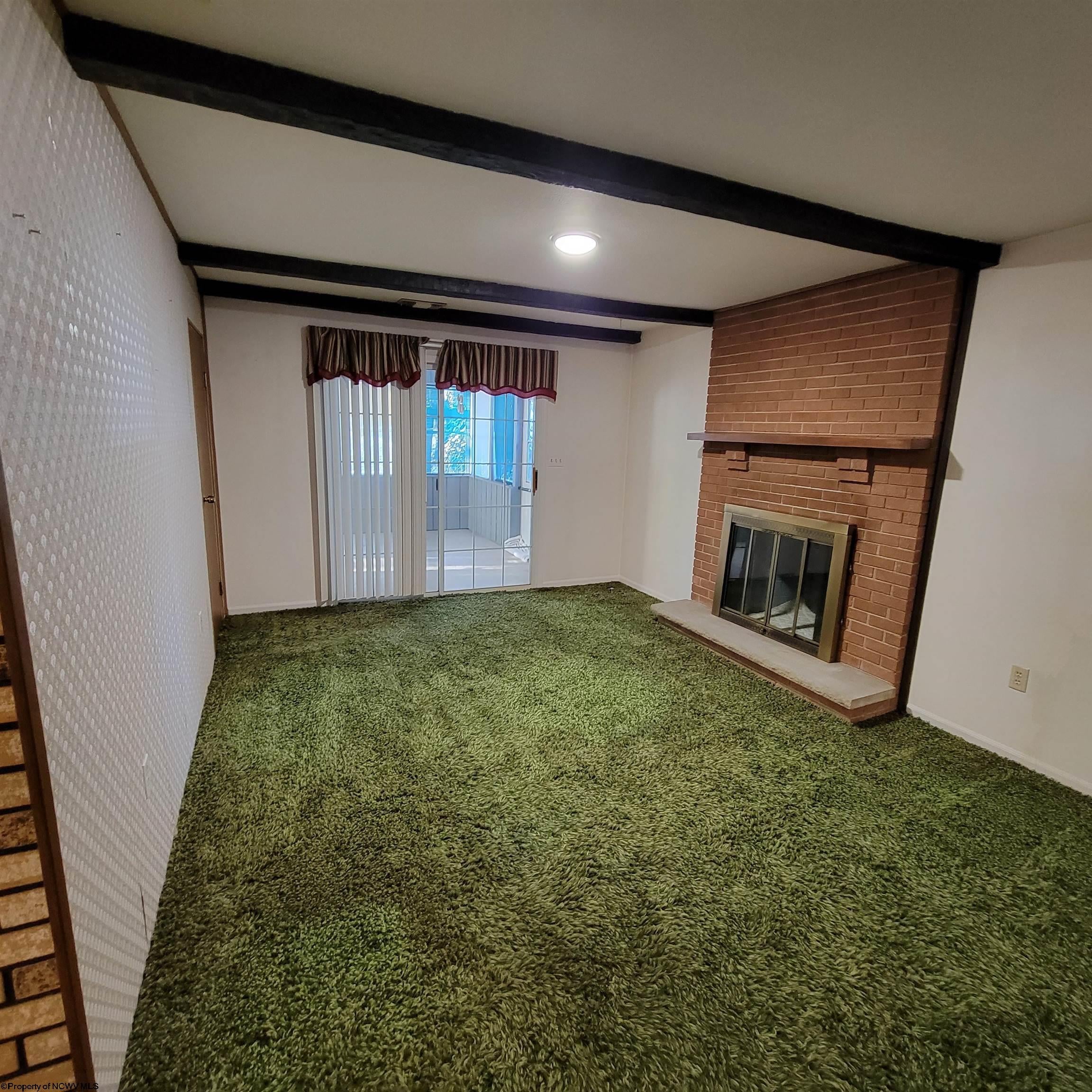 1621 Clifton Road Fairmont, WV 26554 - Photo 3 of 25 Gallery Image 3