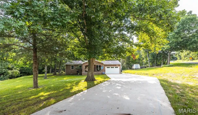 $200,000 | 11240 State Highway East, Rolla, MO 65401