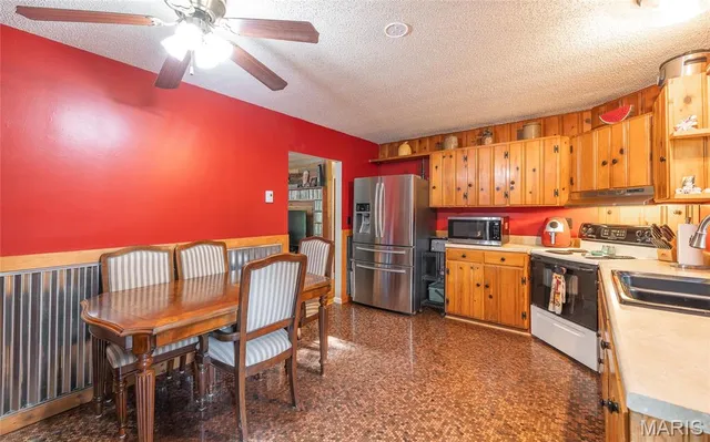 $200,000 | 11240 State Highway East, Rolla, MO 65401