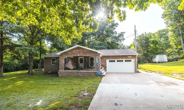 $200,000 | 11240 State Highway East, Rolla, MO 65401