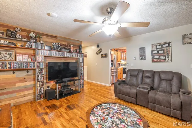 $200,000 | 11240 State Highway East, Rolla, MO 65401