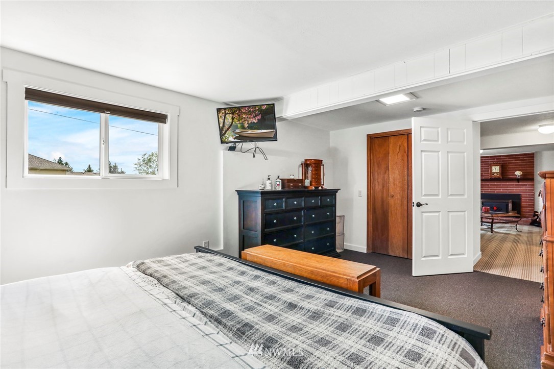 17518 Southeast 135th Street Renton, WA 98059 - Photo 12 of 27 Gallery Image 12