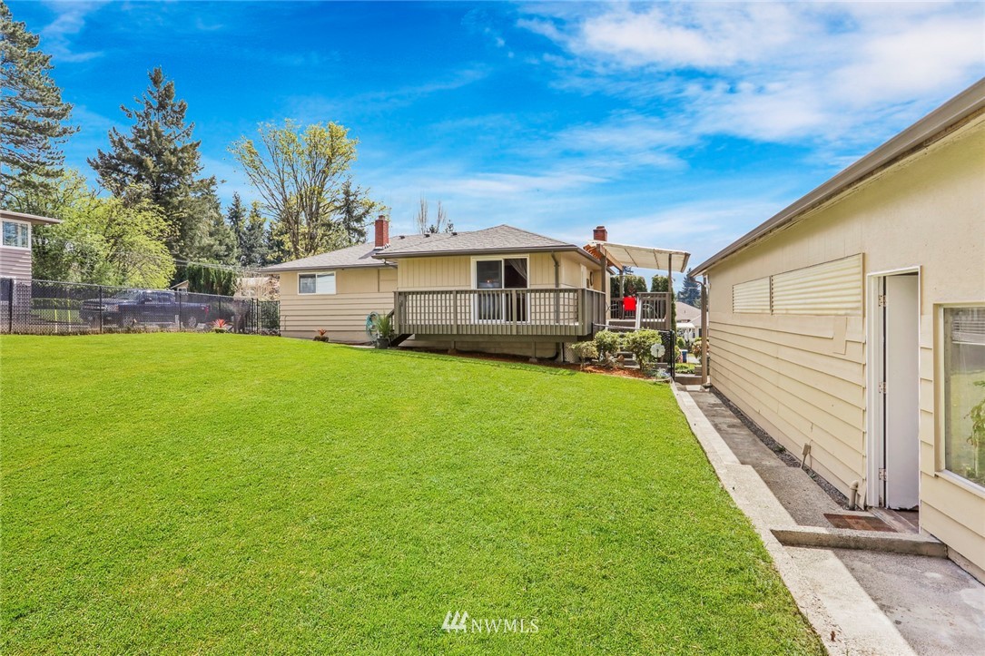 17518 Southeast 135th Street Renton, WA 98059 - Photo 22 of 27 Gallery Image 22
