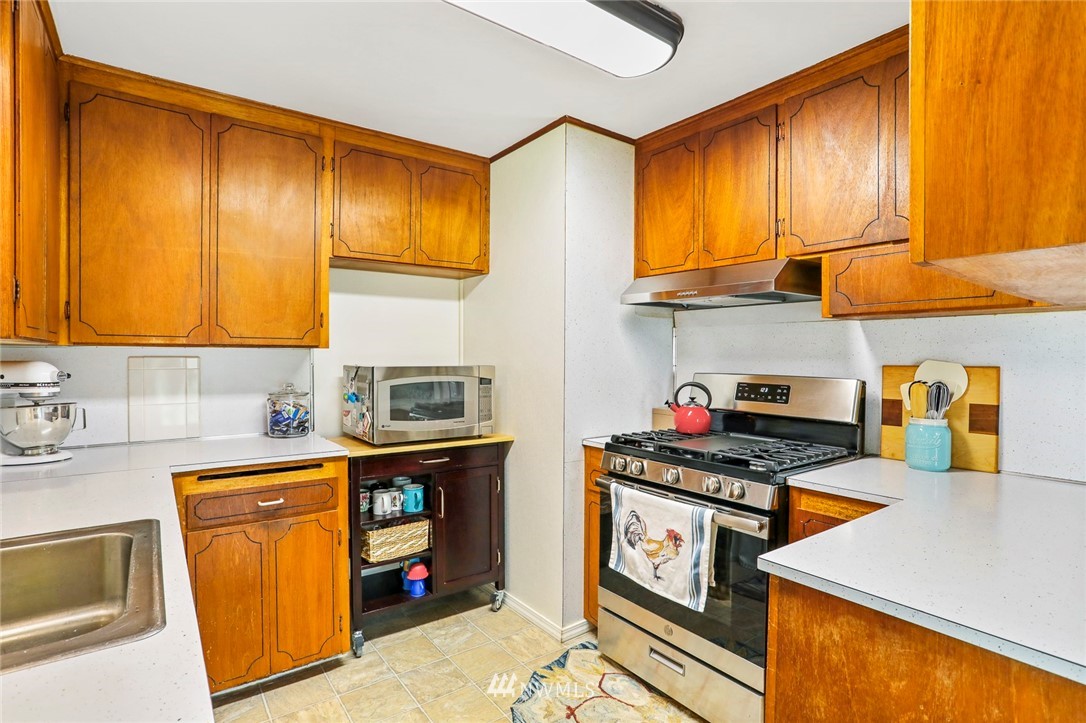 17518 Southeast 135th Street Renton, WA 98059 - Photo 10 of 27 Gallery Image 10
