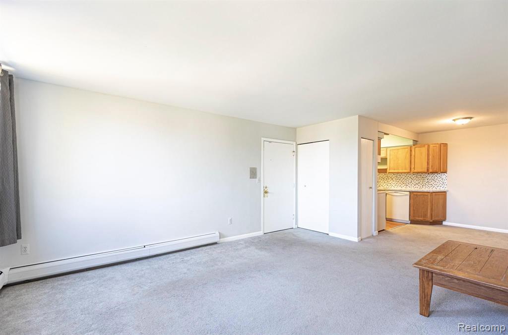 2419 Riverside Drive Trenton, MI 48183 - Photo 14 of 25