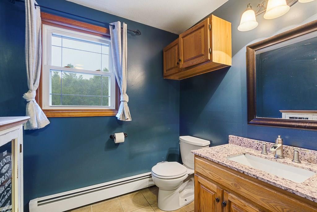 35 Ridgewood Lane Templeton, MA 01468 - Photo 16 of 41