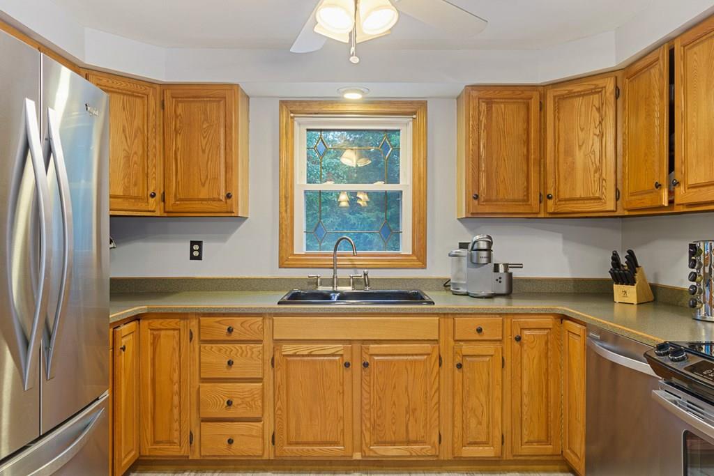 35 Ridgewood Lane Templeton, MA 01468 - Photo 7 of 41