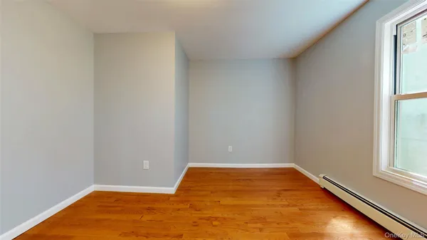 a view of empty room with window