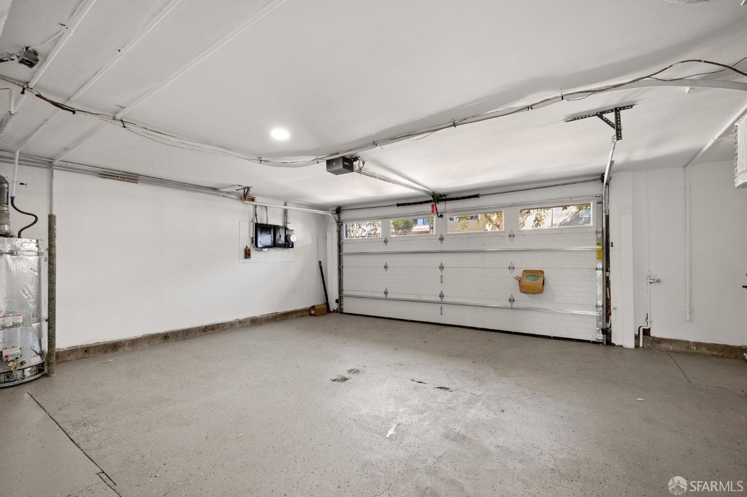 226 Rutledge Street San Francisco, CA 94110 - Photo 36 of 44 a view of a garage