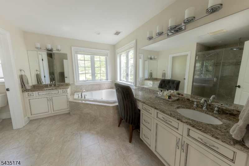 27 Burlington Road Berkeley Heights, NJ 07974 - Photo 29 of 35