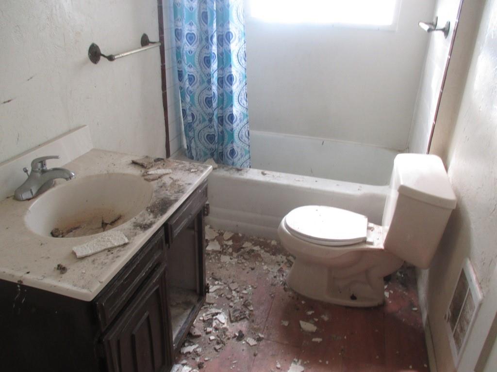 1524 Ridge Avenue Braddock, PA 15104 - Photo 17 of 21 Gallery Image 17