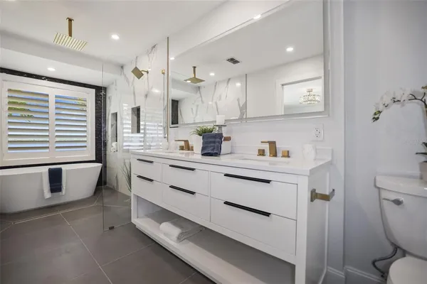 $799,900 | 11930 West Bayshore Drive, Crystal River, FL 34429