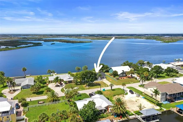 $799,900 | 11930 West Bayshore Drive, Crystal River, FL 34429