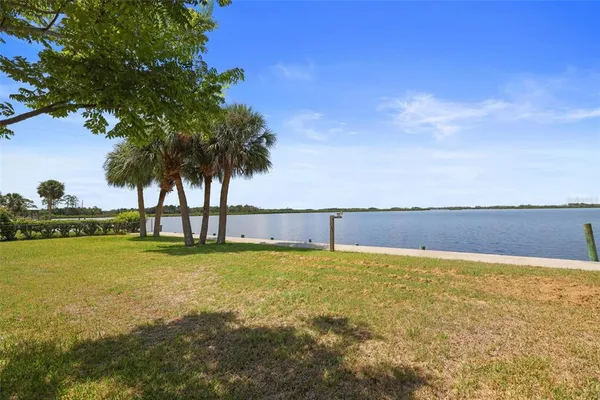$799,900 | 11930 West Bayshore Drive, Crystal River, FL 34429