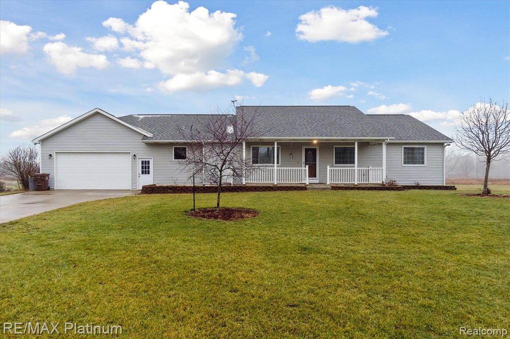 5292 Norton Road Howell, MI 48843 - Photo 1 of 32