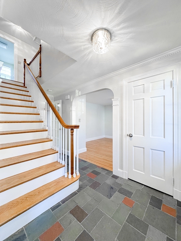 40 Walter Street, Unit 1 Lynn, MA 01902 - Photo 18 of 38