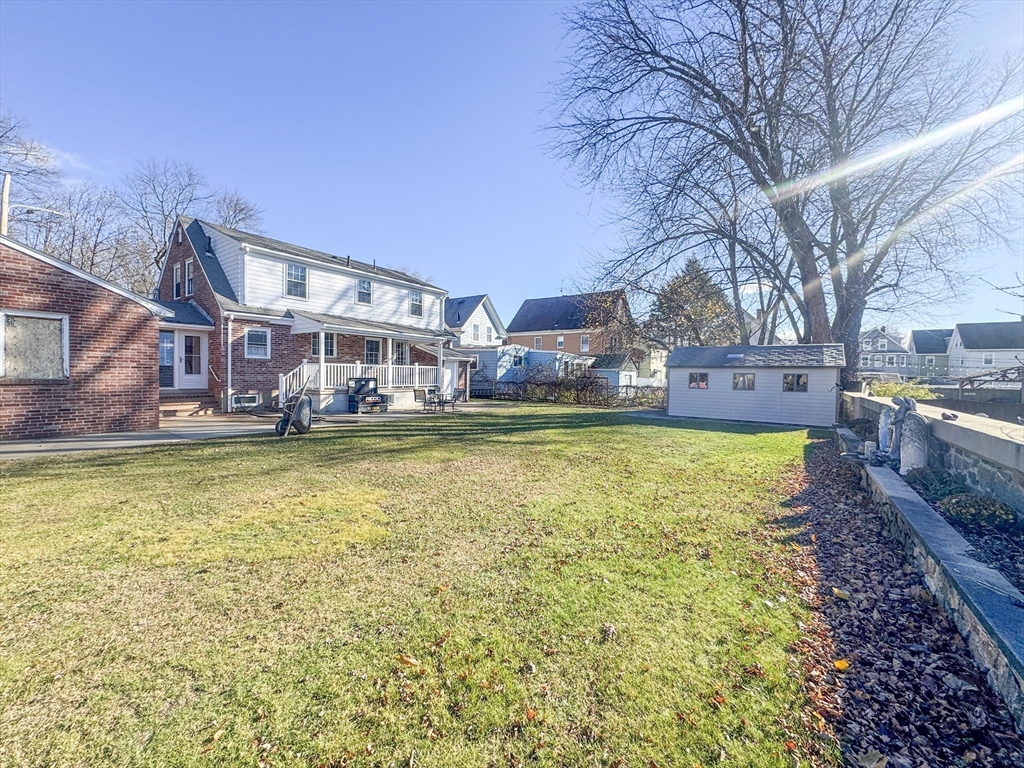 40 Walter Street, Unit 1 Lynn, MA 01902 - Photo 3 of 38