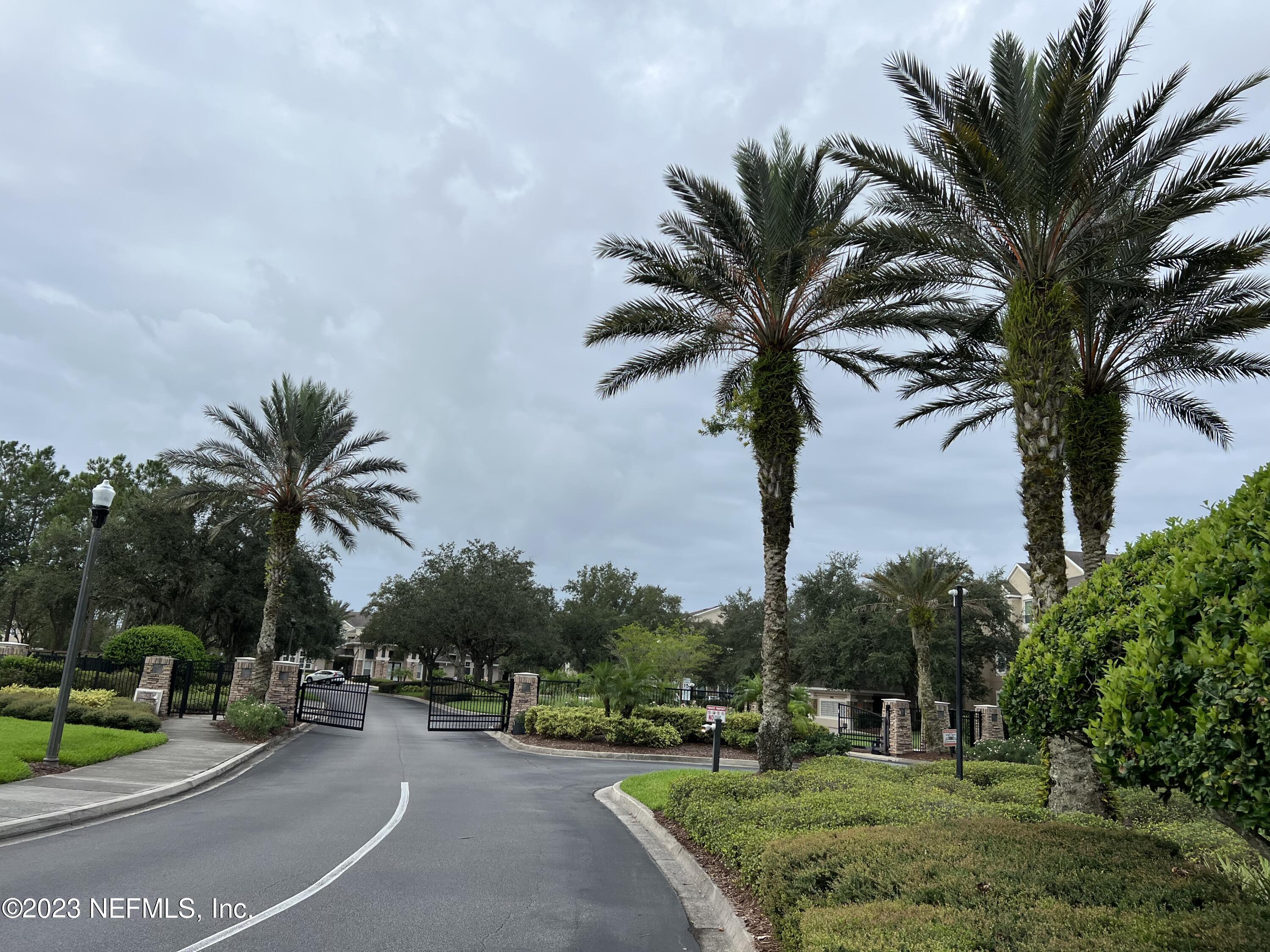 7990 Baymeadows Road East, Unit 418 Jacksonville, FL 32256 - Photo 4 of 25