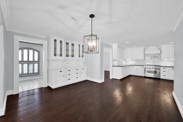 $595,000 | 17507 Deer Creek Drive, Spring, TX 77379